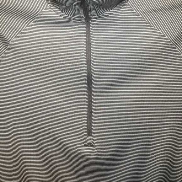 Under Armour Gray Stripe loose Heat Gear Long Sleeve Athletic Pullover Womens M - Picture 4 of 9